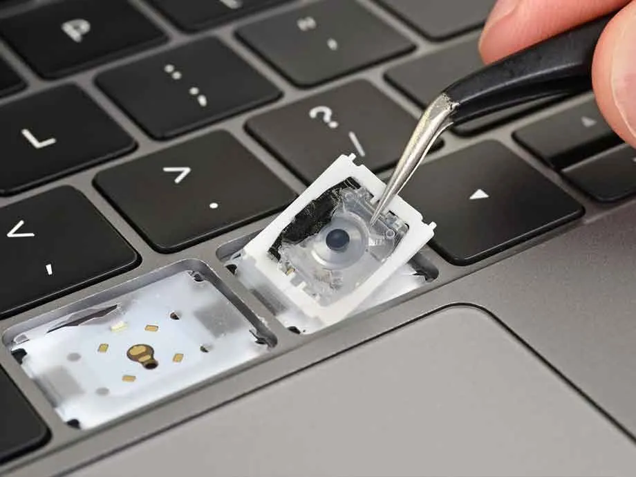 MacBook Pro M4 Keyboard Not Working? Type Smoothly in Dubai