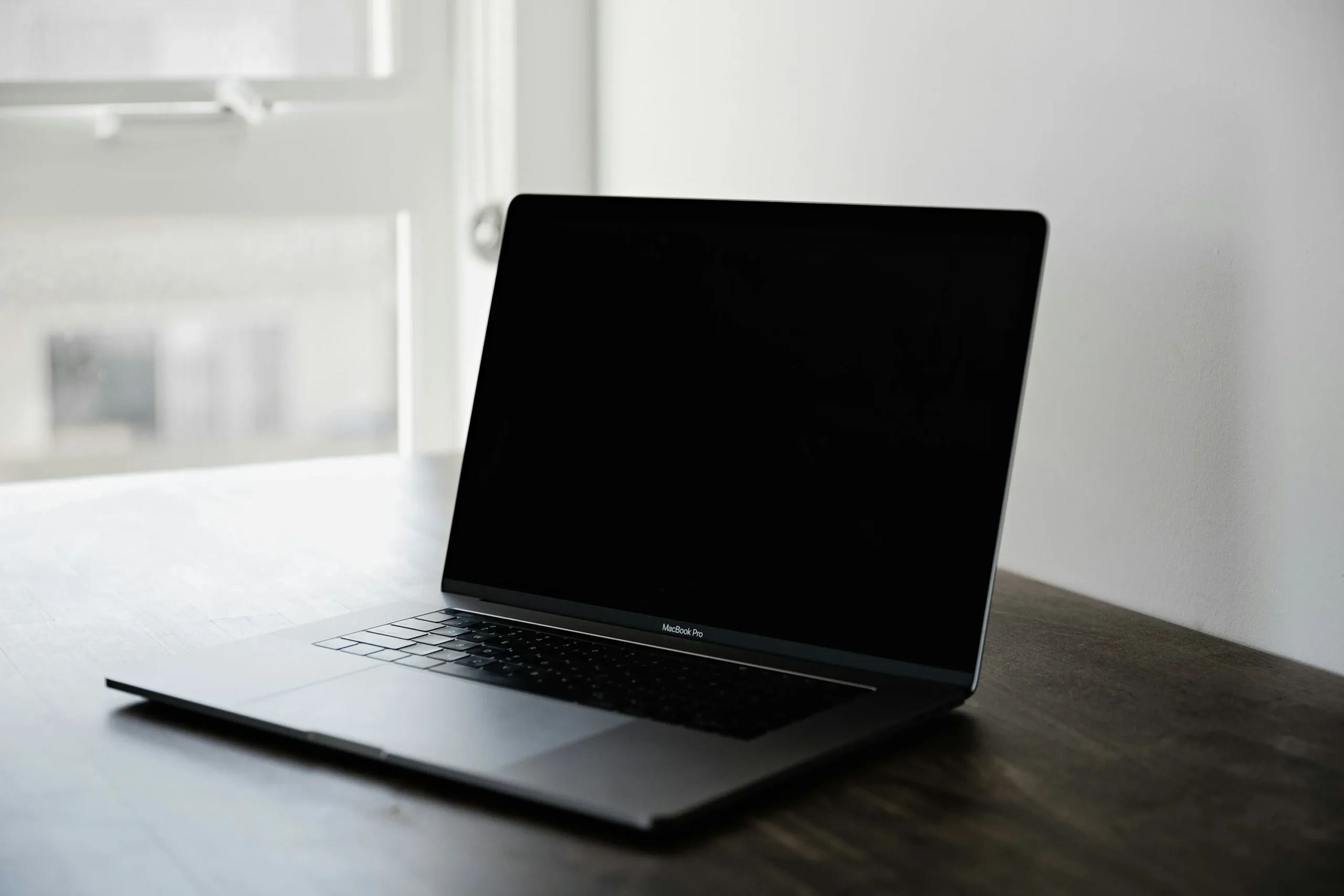 MacBook Pro M4 Won’t Turn On? Quick Fixes for Dubai Users