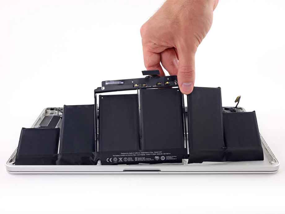 MacBook Battery Replacement in Ajman: Signs & Expert Tips