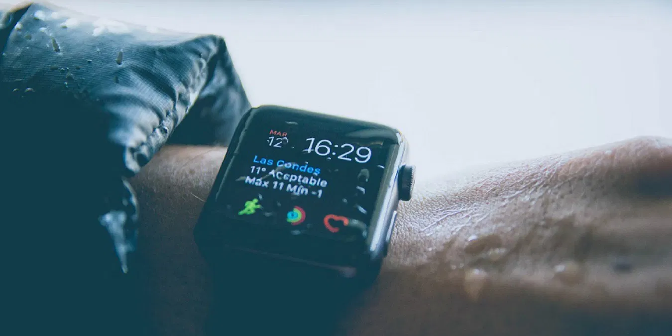 Apple Watch Water Damage in Ajman: What to Do Immediately
