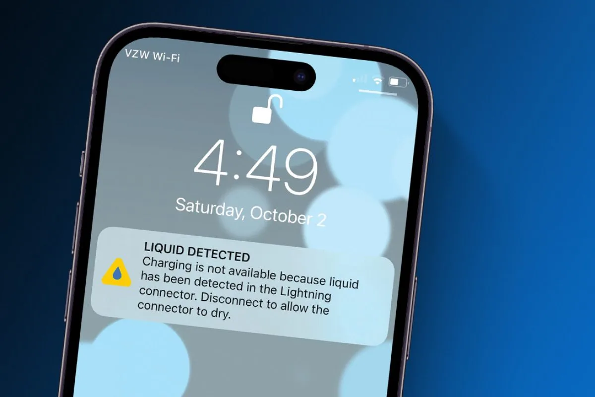 Liquid Damage Under the Screen? Causes, Symptoms & Repair Methods