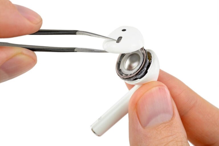 Milaaj Mobile: The Best Apple AirPods Repair Shop in Al Barsha