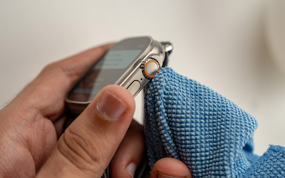Is your Apple Watch Ultra 3’s Digital Crown sticking? Al Barsha repair guide